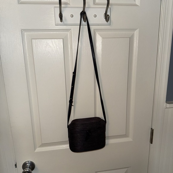 Cesta Collective Raffia Messenger Crossbody Bag Purse Dark Gray Black $395 EUC - Picture 10 of 11